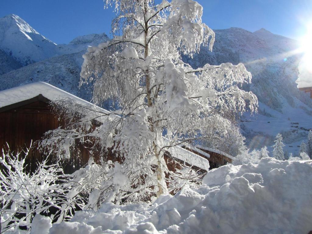 Hotel Cuntera Curaglia Kültér fotó