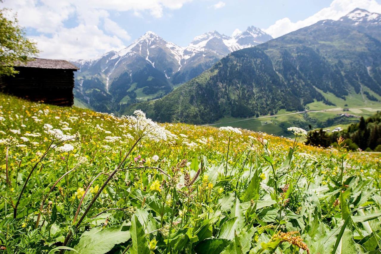 Hotel Cuntera Curaglia Kültér fotó